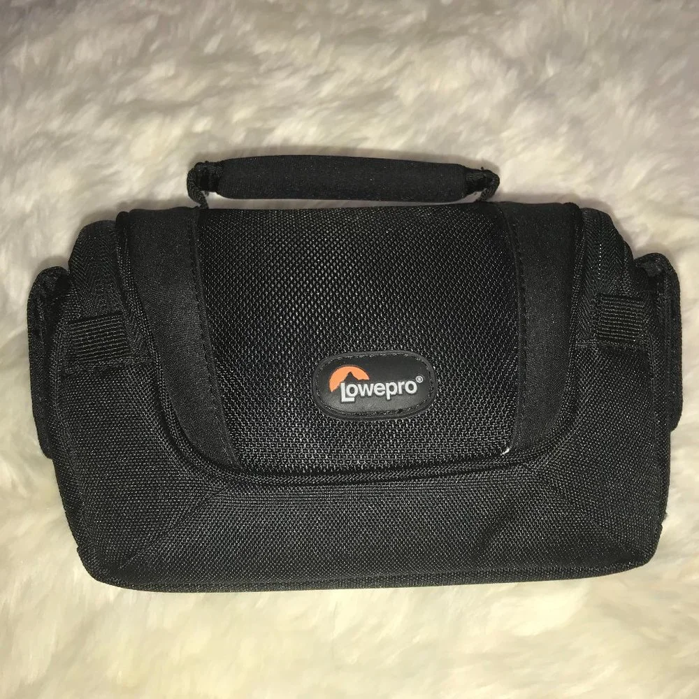 Lowepro padded small camera / portable gps bag